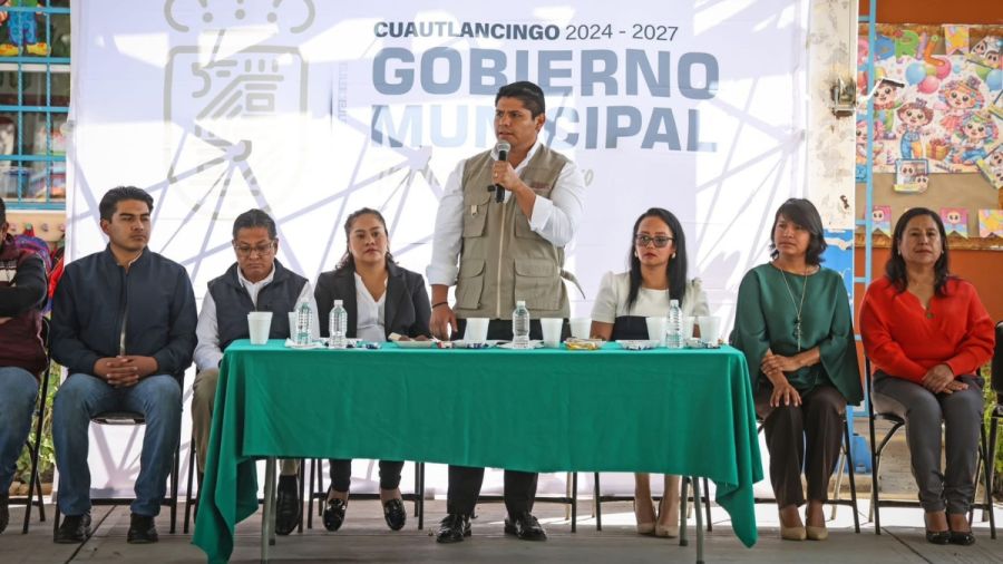 Inaugura Omar Mu&ntilde;oz dignificaci&oacute;n de espacios educativos en Cuautlancingo