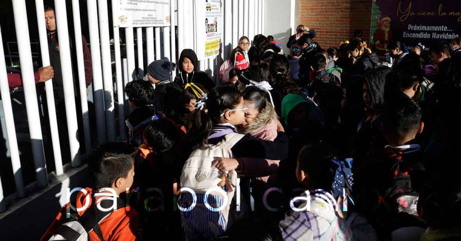 #TiroteoMa&ntilde;ana, peligrosa moda escolar