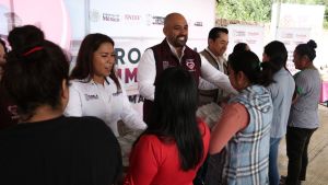 Entrega DIF insumos del Programa de Alimentaci&oacute;n Escolar en Teziutl&aacute;n