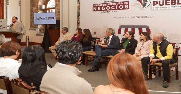 Entrega Pepe Chedraui Avisos de Apertura para impulsar nuevos negocios en Puebla