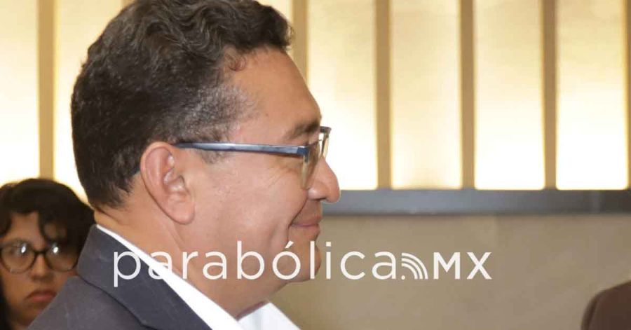Tendr&aacute; Garc&iacute;a Parra 40 minutos para informar sobre el Cableb&uacute;s en el Congreso: P&aacute;vel