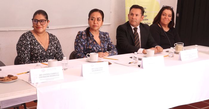 Comisi&oacute;n del Congreso sesiona en la Asociaci&oacute;n Casa del Sordo