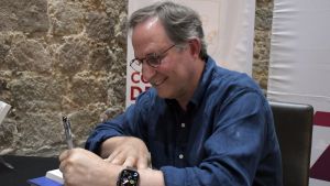 Pedro &Aacute;ngel Palou presenta libro en la BUAP Zacatl&aacute;n