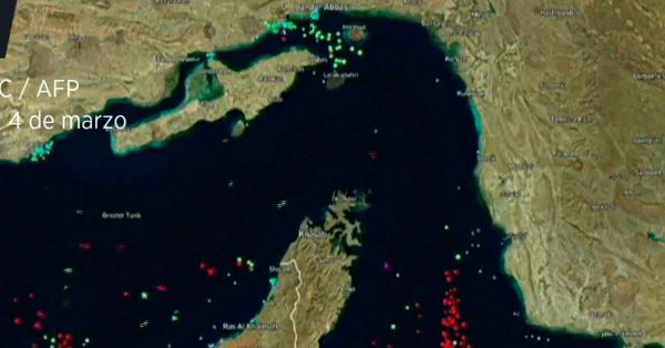Atraviesan buques iran&iacute;es el estrecho de Ormuz; inicia la reapertura del enclave petrolero