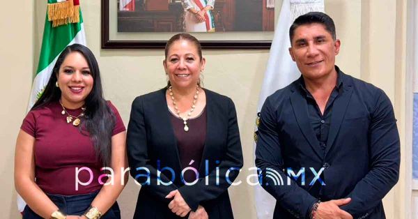 Gestionan Tonantzin Fern&aacute;ndez y Laura Artemsa m&aacute;s obra comunitaria para San Pedro Cholula
