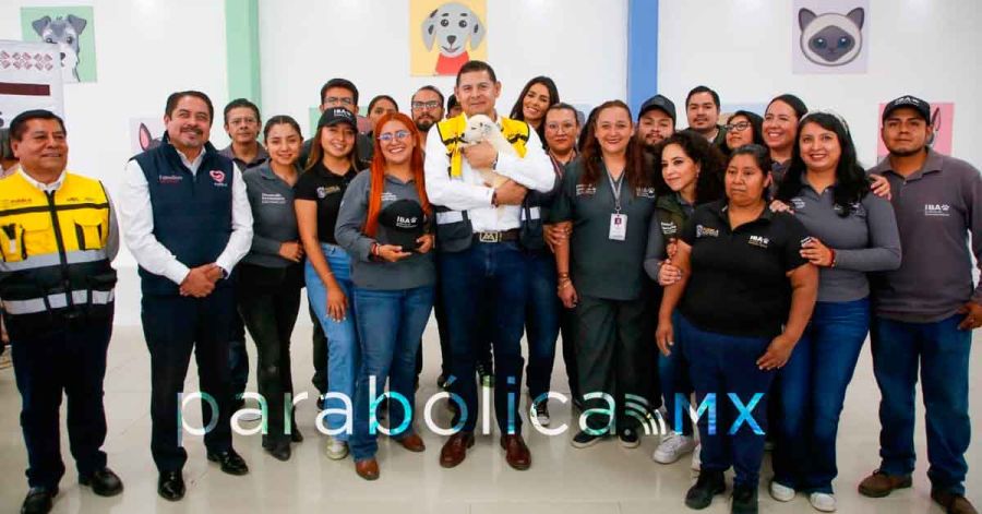 Promueve Armenta la cultura de la adopci&oacute;n y el bienestar animal