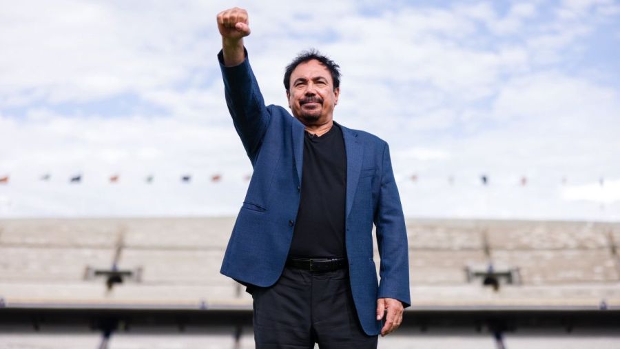 Celebran Pumas el 50&deg; aniversario del debut de Hugo S&aacute;nchez
