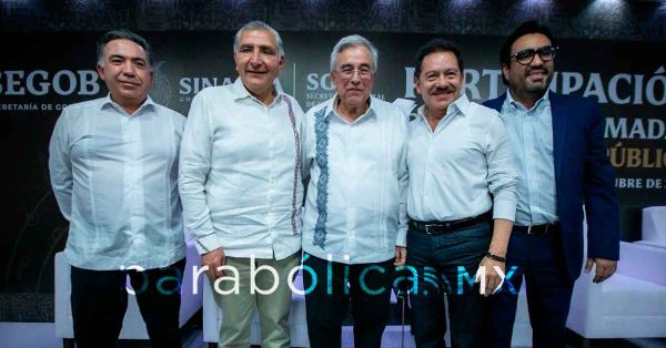 Desentona Nacho Mier en Morena; honra a Rocha Moya&nbsp;