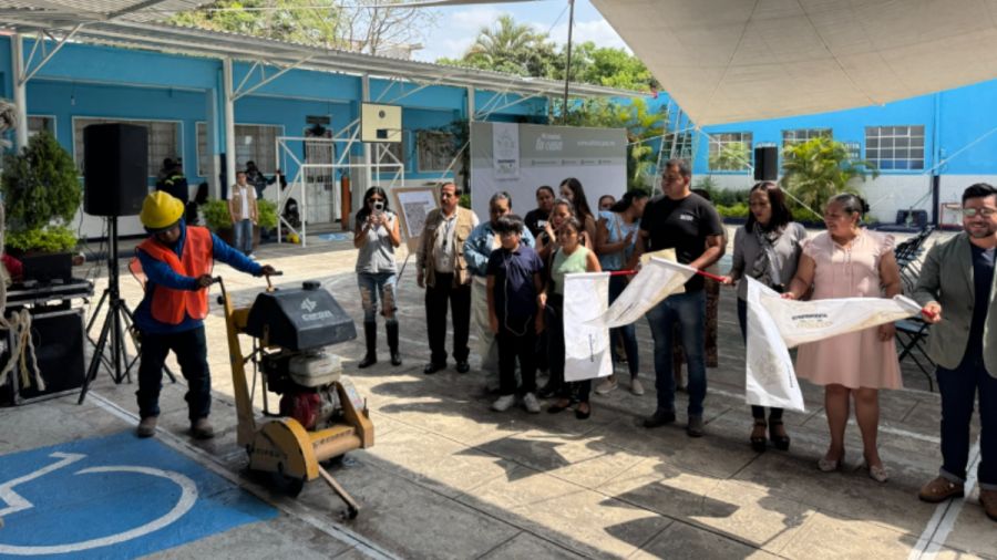 Inicia construcci&oacute;n de techado en escuela primaria de Atlixco