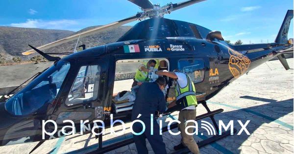 Trasladan a menor poblana en ambulancia a&eacute;rea de Tecamachalco a Tlaxcala