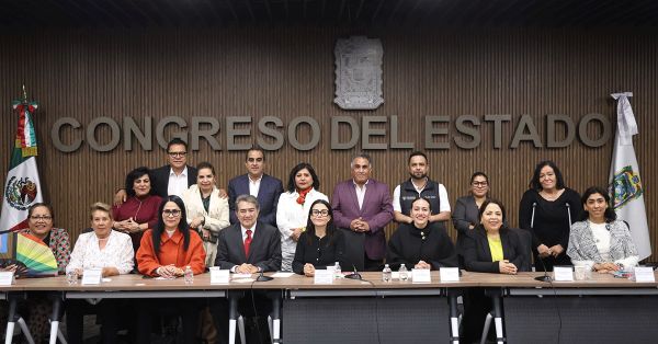 Sostienen diputados sostienen reuni&oacute;n con el Secretario de Salud del Estado