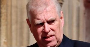 Detienen a Andr&eacute;s, hermano del Rey Carlos III, por ligas al Caso Epstein