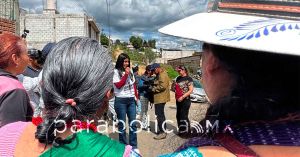 Camina Gaby "La Bonita" S&aacute;nchez calles de La Resurrecci&oacute;n