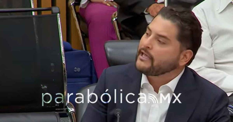 Recala Mancilla en el INE con virulencia; es repudiado por Taddei y consejeros&nbsp;