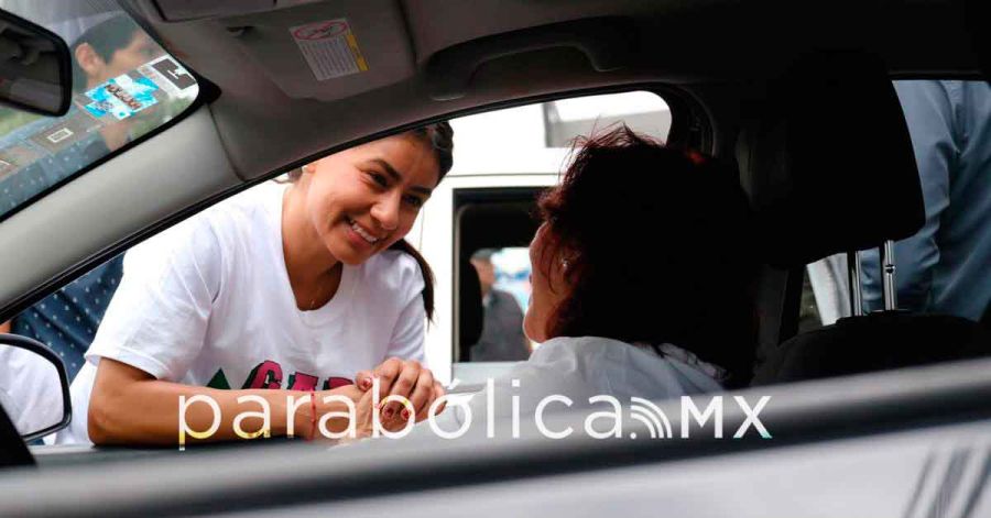 Recorre "Bonita" S&aacute;nchez cruceros de la capital rumbo a su pr&oacute;xima pelea