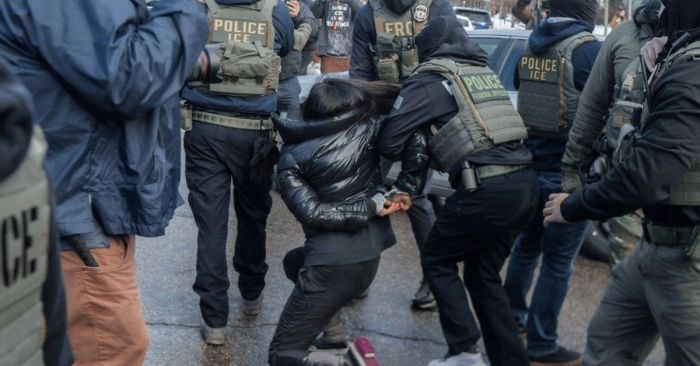 Amenaza Trump con invocar Ley de Insurrecci&oacute;n en Minnesota por ataques contra ICE