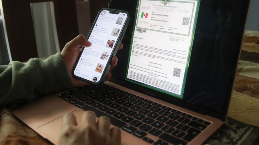 Exhorta SSP a cuidarse de fraudes por hackeo de WhatsApp