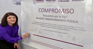 Firma Bety S&aacute;nchez compromiso para la erradicar la violencia hacia las mujeres