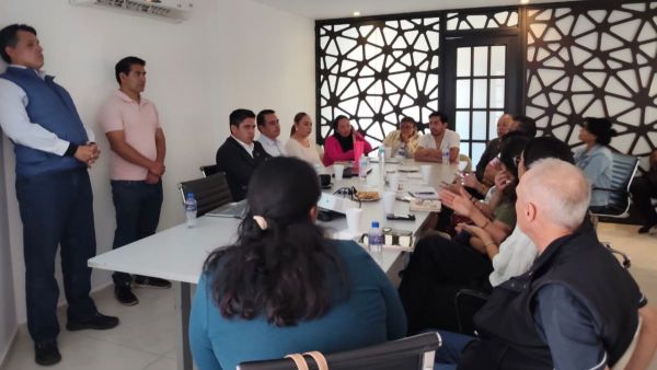 Explican construcci&oacute;n de Universidad en Cuautlancingo
