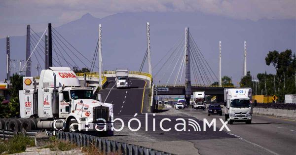 Libra la M&eacute;xico-Puebla-Veracruz bloqueos carreteros: Garcia Parra