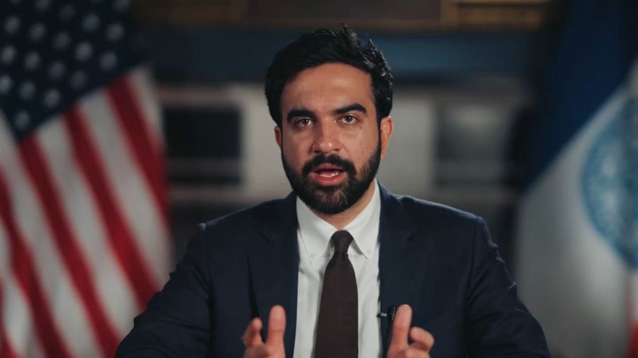 Orienta alcalde de NY, en espa&ntilde;ol, a latinos c&oacute;mo enfrentar a ICE