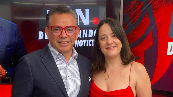 Hay futuro en las letras a pesar de la tecnolog&iacute;a: Soto Icaza