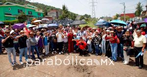 Encabeza Laura Artemisa entrega de 300 tinacos en la colonia Clavijero
