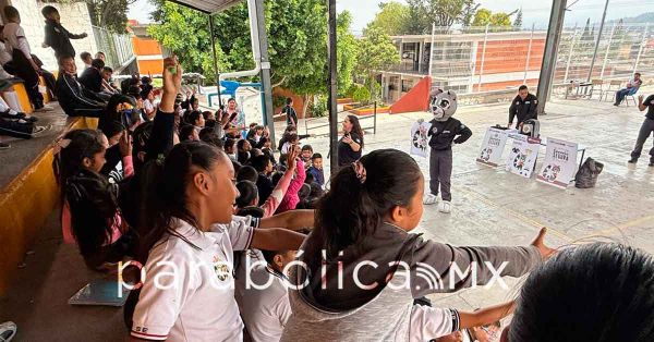 Impacta Programa Escuela Segura a m&aacute;s de 4 mil estudiantes: ayuntamiento