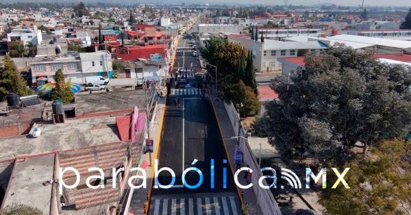 Entrega Pepe Chedraui rehabilitaci&oacute;n vial en la colonia Santa Margarita