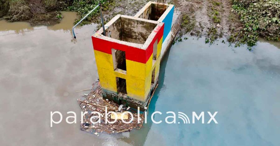 Mantiene ayuntamiento limpieza en vasos reguladores ante las recientes lluvias