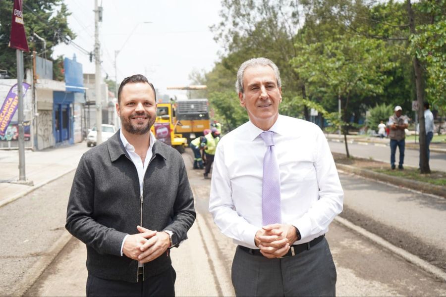 Supervisa alcalde Pepe Chedraui pavimentaci&oacute;n en bulevar Xonaca
