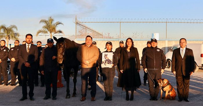 Retira Lupita Cuautle a ejemplares de polic&iacute;a montada y unidad canina