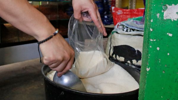 Recuperan acceso de az&uacute;car mexicana al mercado de Estados Unidos