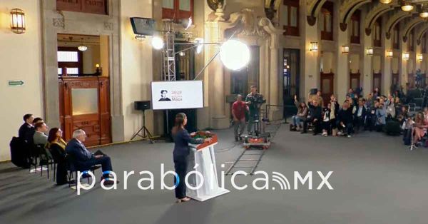 Respalda Sheinbaum llamado del Papa Le&oacute;n XIV para desarmar a la Inteligencia Artificial