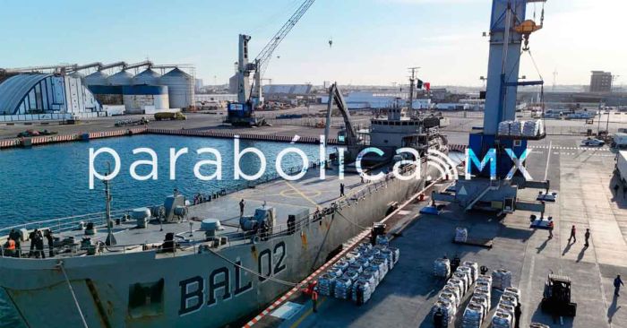 Env&iacute;a M&eacute;xico dos buques de la Marina con ayuda humanitaria a Cuba