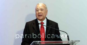 Sale Alberto Anaya en defensa de Ariadna Ayala, alcaldesa de Atlixco