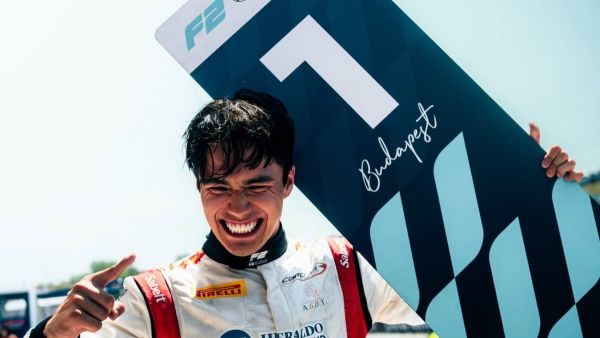 &iexcl;Llora paisano! Se quiebra Noel Le&oacute;n al ganar el GP de Hungr&iacute;a en F2