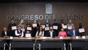 Reconoce Congreso aportaciones de exponentes de la lucha libre poblana