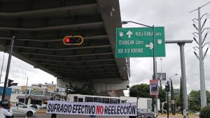 Denuncian hostigamiento de la polic&iacute;a contra anti reeleccionistas