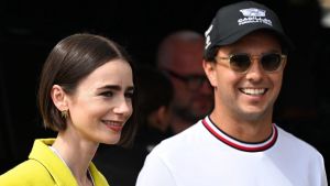 De la pista al set: &ldquo;Checo&rdquo; P&eacute;rez saldr&aacute; en Emily en Par&iacute;s