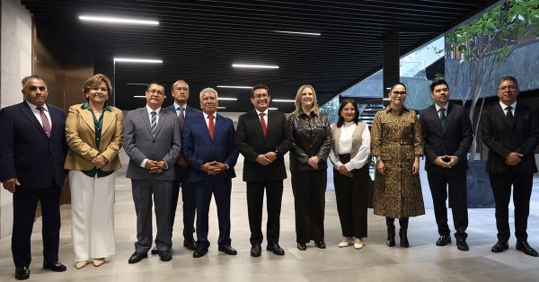 Comparece ante el Pleno del Congreso del Estado el titular de la Secretar&iacute;a de Educaci&oacute;n P&uacute;blica