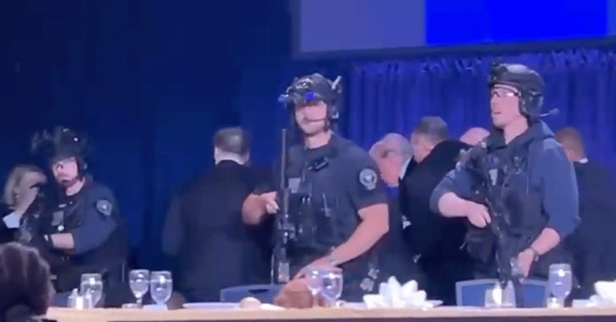 Evacuan a Trump de cena de corresponsales de la Casa Blanca por supuestos disparos