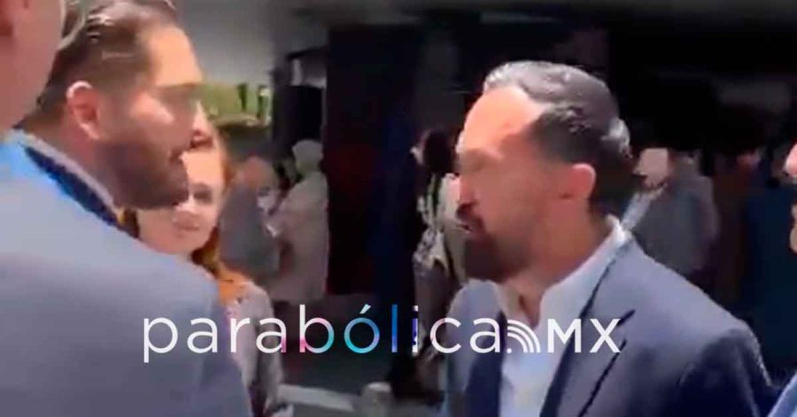 Agrede "porro de Alito" al morenista Arturo &Aacute;vila; reincide el agresor Carlos Mancilla