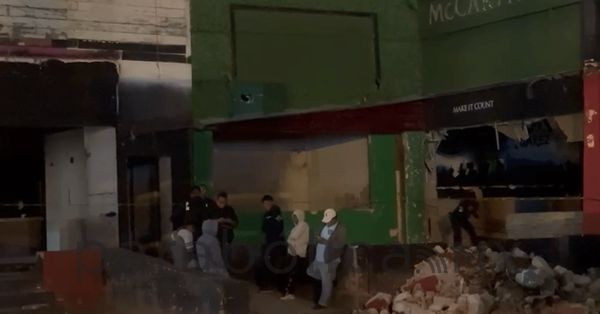 Hallan cad&aacute;veres al interior de cisterna del McCarthy&rsquo;s en avenida Ju&aacute;rez