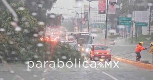 Cae otra impresionante tormenta en la capital poblana