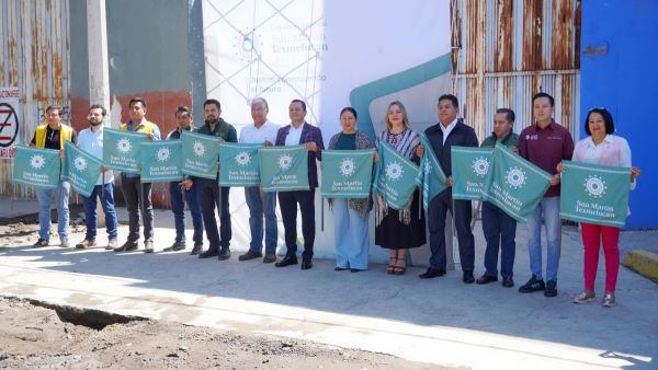 Inicia edil de San Mart&iacute;n Texmelucan pavimentaci&oacute;n de vialidad