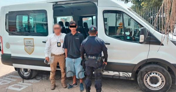 Detienen en Cuautlancingo a migrante por alterar el orden