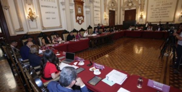 Aprueba Cabildo de Puebla lineamientos para fortalecer pol&iacute;ticas de bienestar social