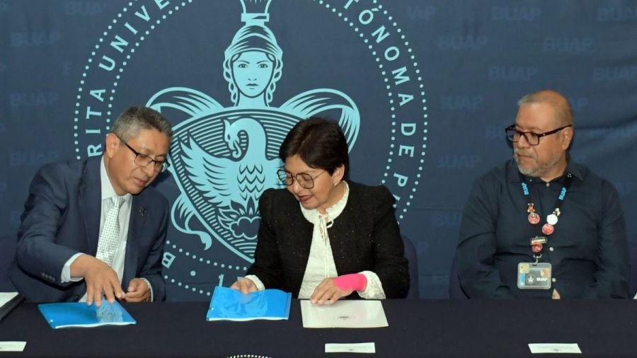 Ciencias Qu&iacute;micas BUAP forma a profesionistas destacados: rectora