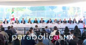 Presentan Armenta y Josefina Rodr&iacute;guez 12 nuevas rutas a&eacute;reas de Puebla